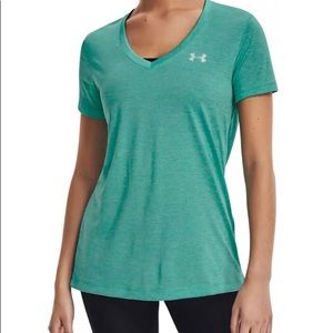 Under armour womens teal v neck NWT